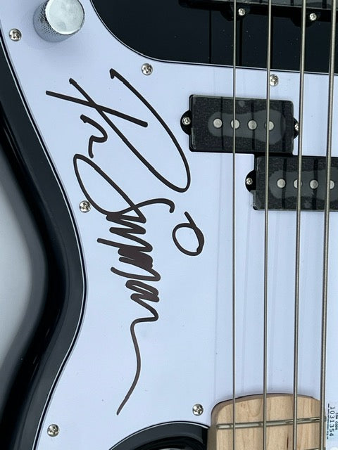 The Guitar Signed by Paul in London on the 12th August 2022.